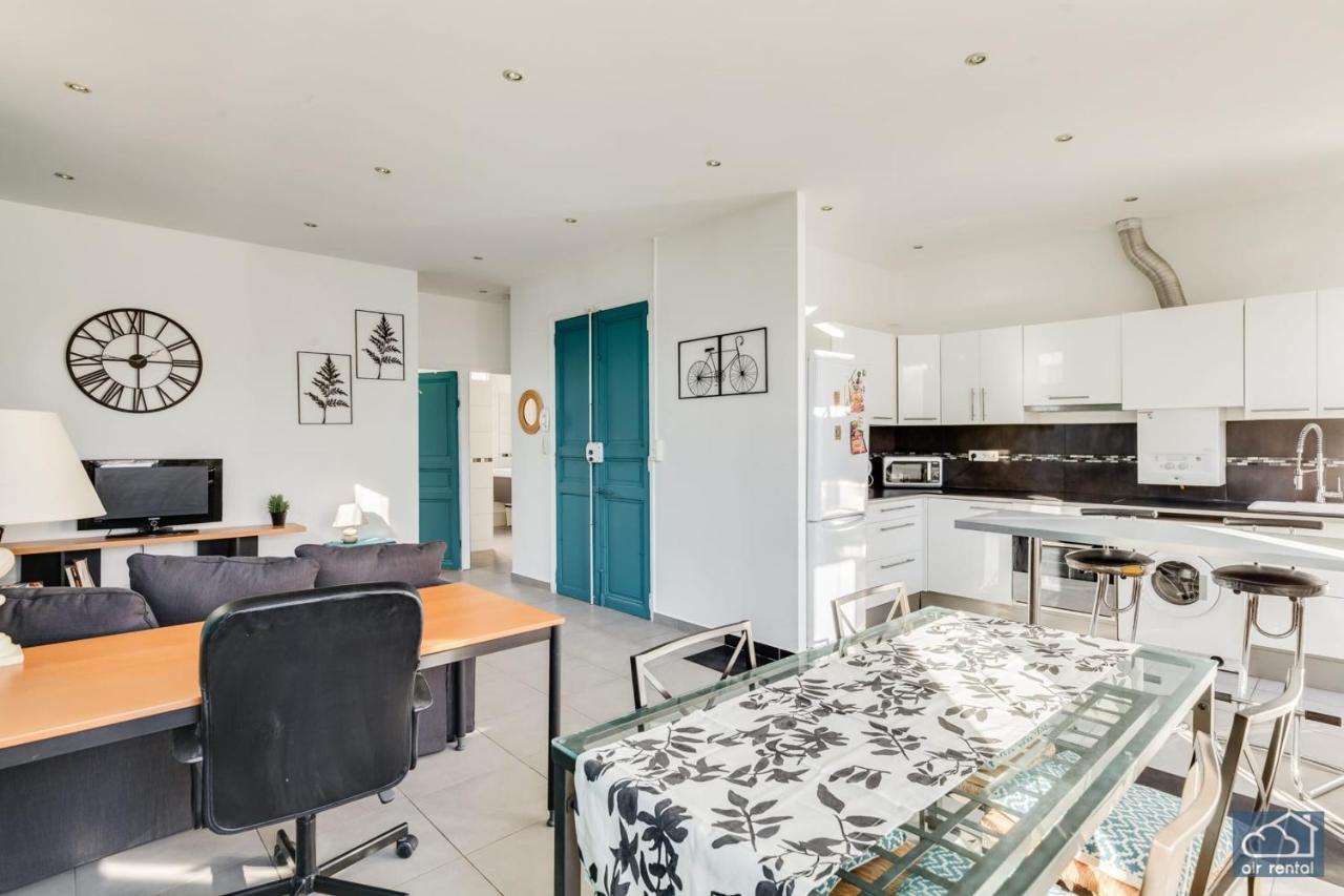 Beau T2 Renovated Coeur De Ville - Cours Juliencastellane - Air Rental Marselha Exterior foto